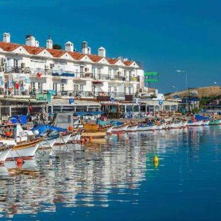 Palmiye Konuk Evi Foça Bagian luar foto