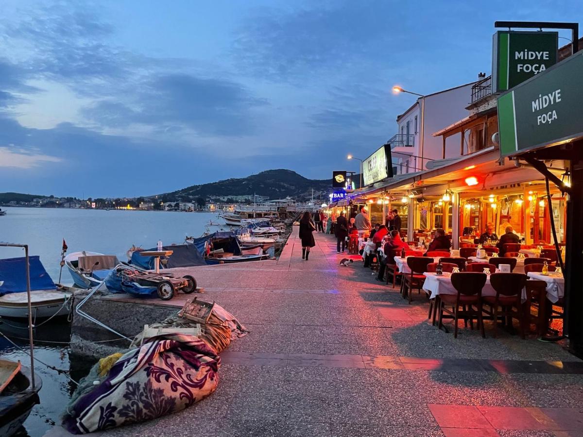 Palmiye Konuk Evi Foça Bagian luar foto